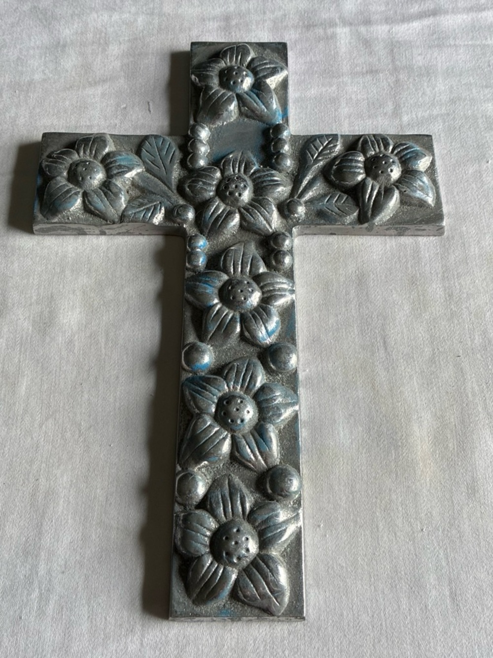 Floral Embossed Decorative Wall Cross in Silver-Gray